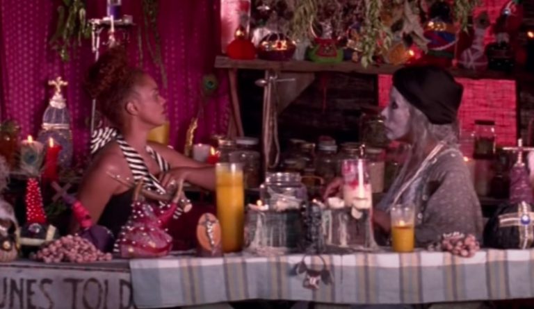 Eve's Bayou is a southern gothic drama featuring witches.