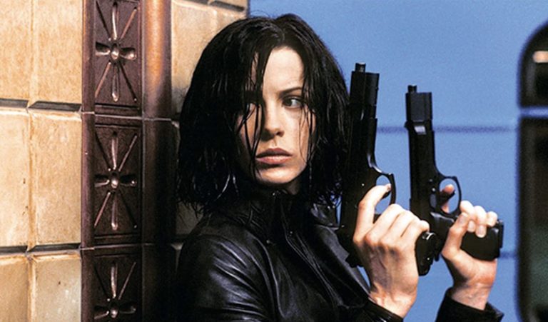 Kate Beckinsale in Underworld (2003).