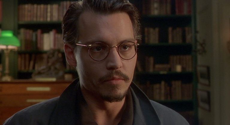 Johnny Depp in The Ninth Gate (1999).