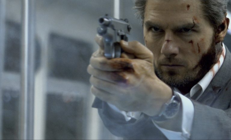 Tom Cruise in Collateral (2004).