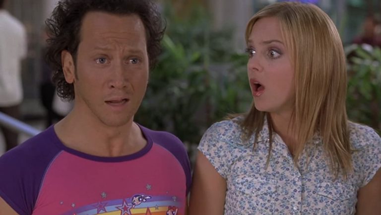 Rob Schneider and Anna Faris in The Hot Chick (2002).