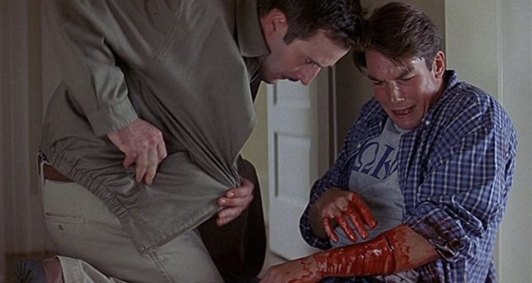 David Arquette and Jerry O'Connell in Scream 2 (1997).