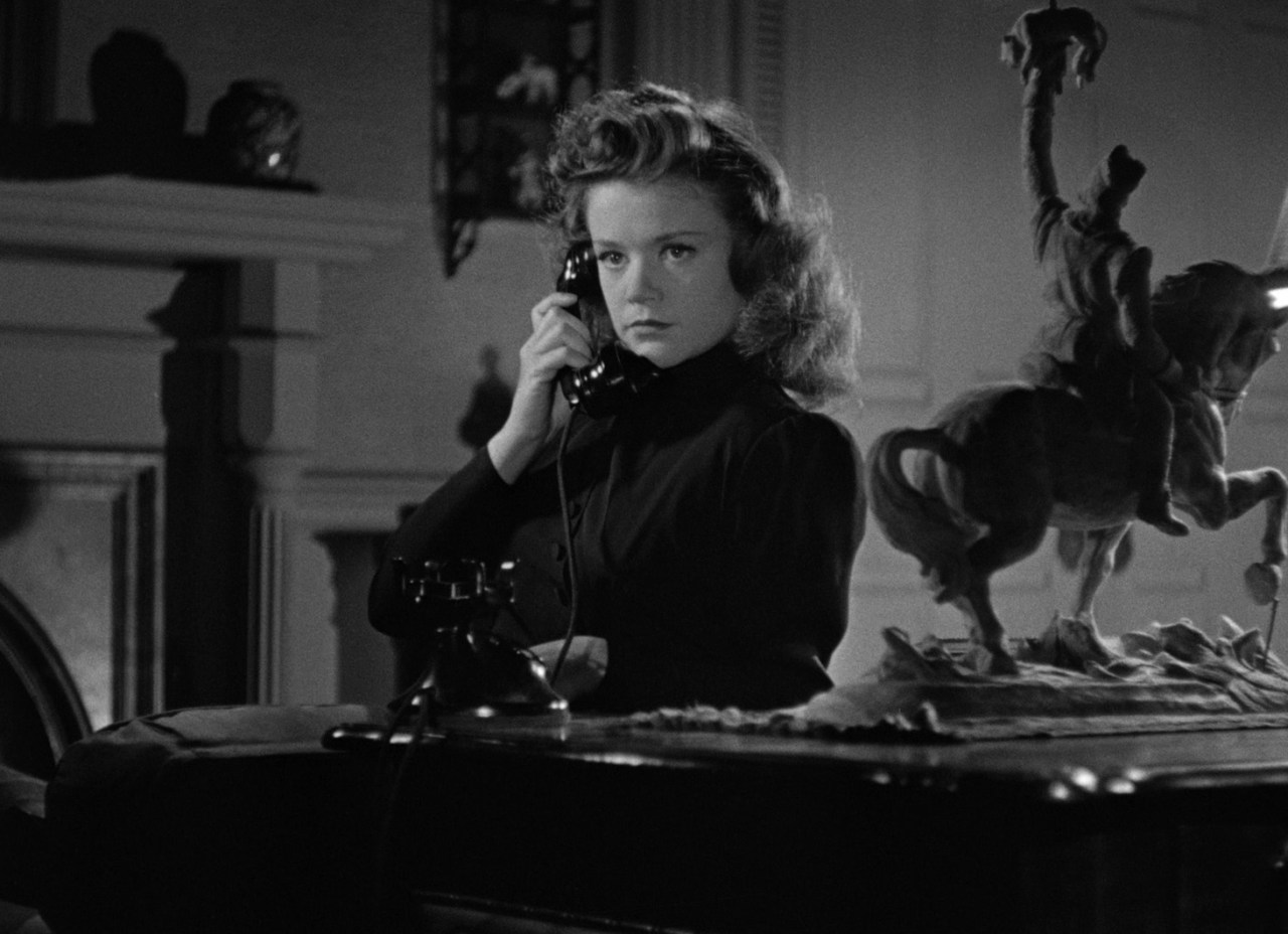 Cat People (1942)