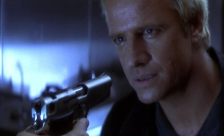 Christopher Lambert in Mean Guns (1997).