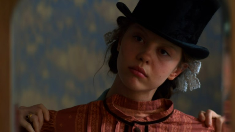 Mia Goth in Pearl (2022).