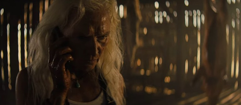Olwen Fouere as Sally Hardesty in Texas Chainsaw Massacre (2022).