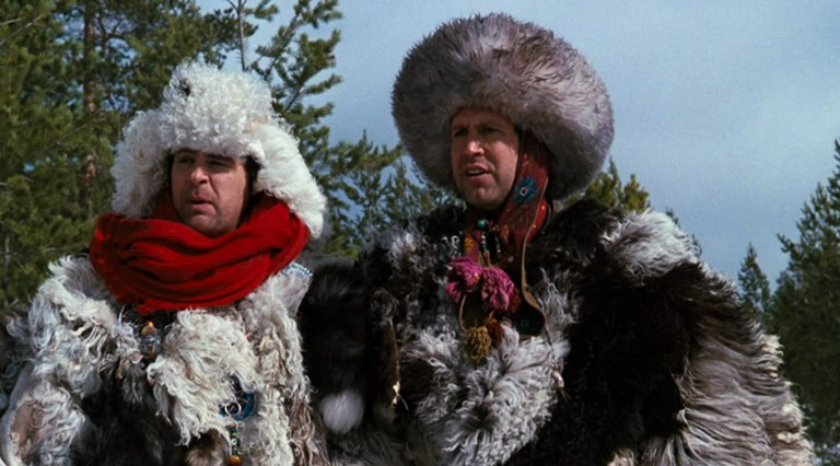 Dan Aykroyd and Chevy Chase in Spies Like Us (1985).