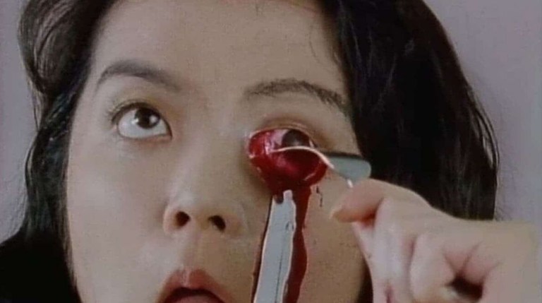 Splatter: Naked Blood (1996).