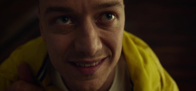 James McAvoy as Kevin Wendell Crumb in Split (2016).