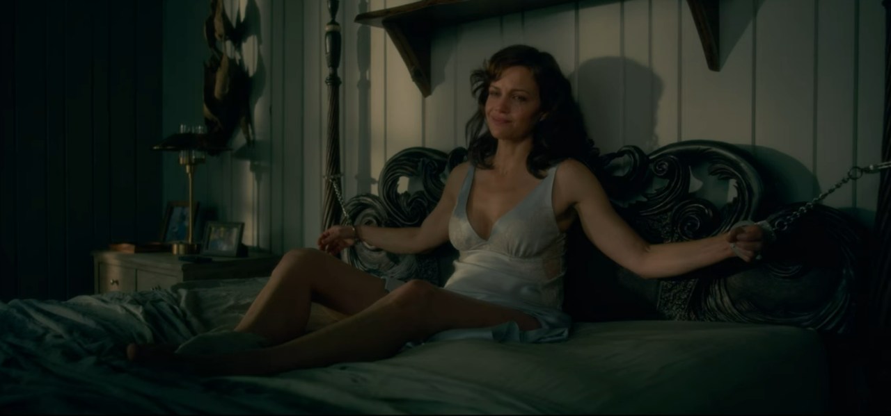 Carla Gugino in Gerald's Game (2017)