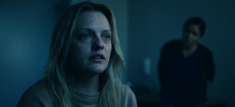 Elisabeth Moss in The Invisible Man (2020).