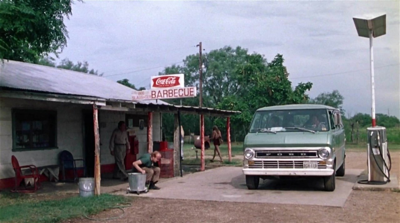 The Texas Chain Saw Massacre (1974)