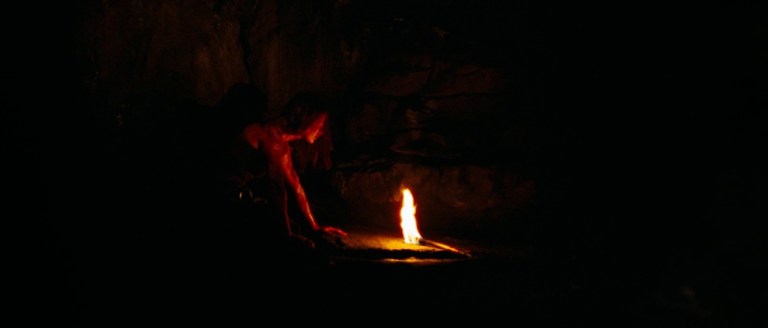 Sarah is alone in The Descent (2005).