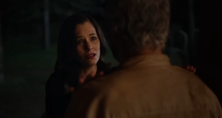 Parker Posey as Elaine in Beau is Afraid (2023).