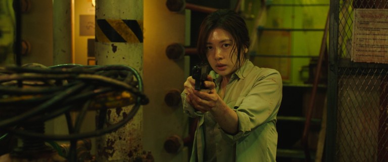 Jung So-min as Lee Da-yeon in Project Wolf Hunting (2022).