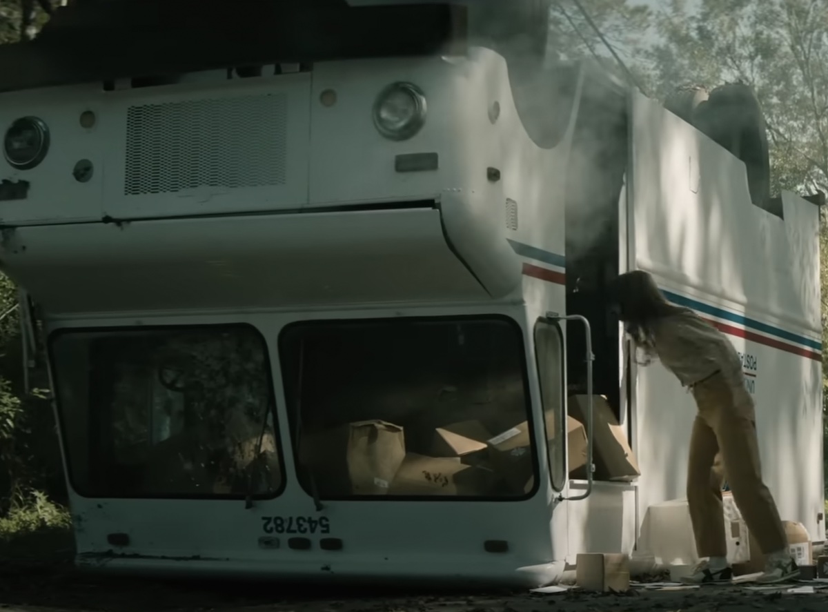 Netflix launch terrifying bus campaign for new horror series, 'All