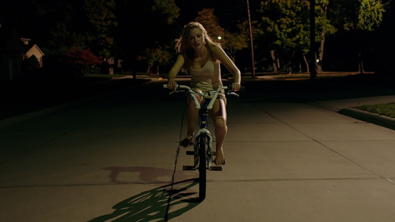It Follows (2014)