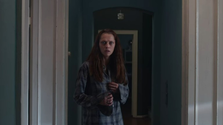 Teresa Palmer as Clare in Berlin Syndrome (2017).