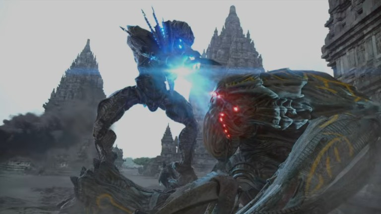 A battle between a giant alien and a giant robot in Beyond Skyline (2017).