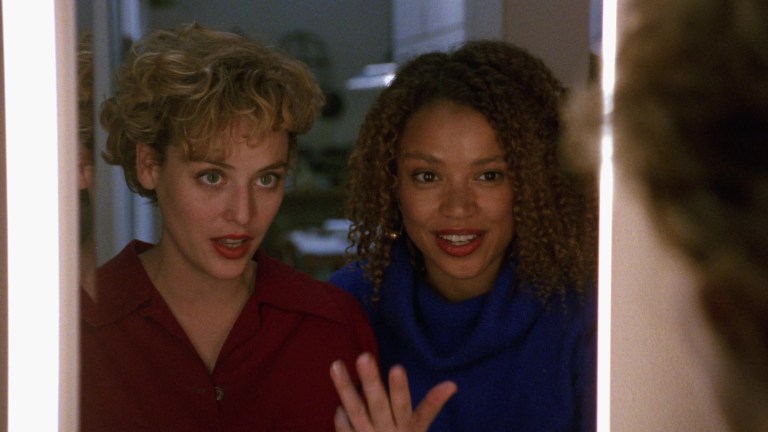 Virginia Madsen and Kasi Lemmons in Candyman (1992).