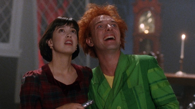 Phoebe Cates and Rik Mayall in Drop Dead Fred (1991).