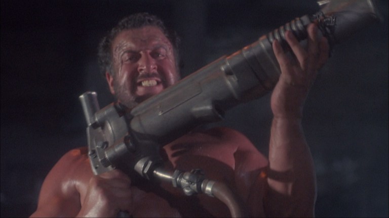 Lyle Alzado in Destroyer (1988).