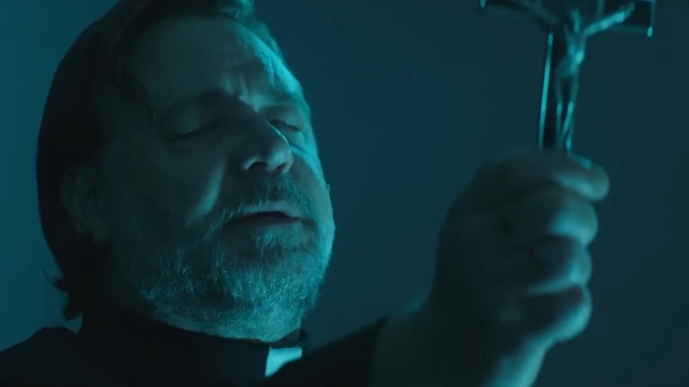Russell Crowe in The Exorcism (2024).
