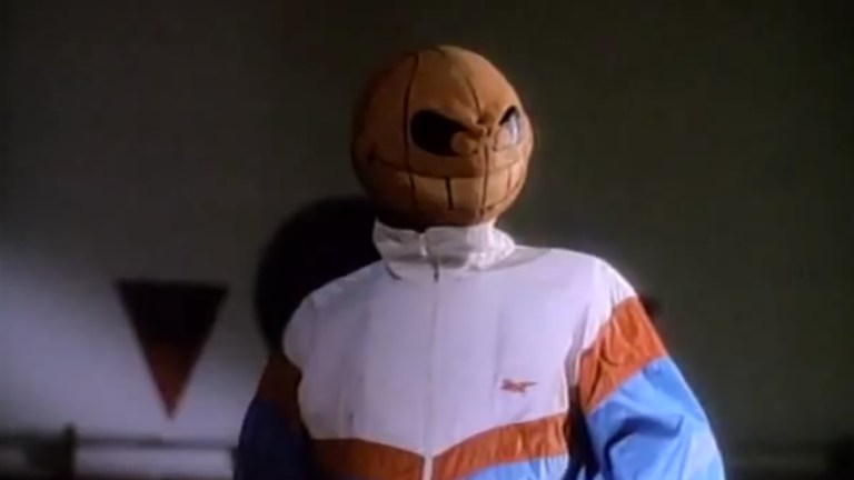 A killer in a basketball mask in Night of the Dribbler (1990).