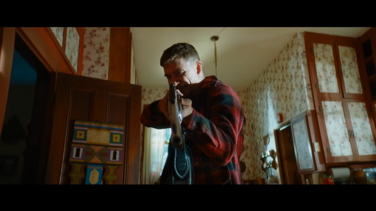 Kyle Gallner in Strange Darling (2023)