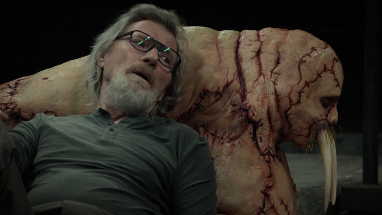 Michael Parks and Justin Long in Tusk (2014).