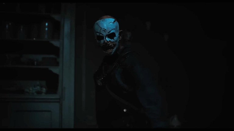 The masked killer in Until Dawn (2025).