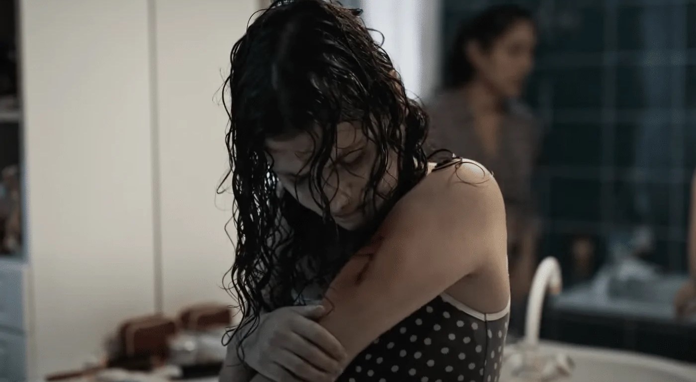 A Haunting Teaser Trailer Has Been Released for 'Raw' and 'Titane'  Filmmaker Julia Ducournau's Next Movie – Creepy Catalog