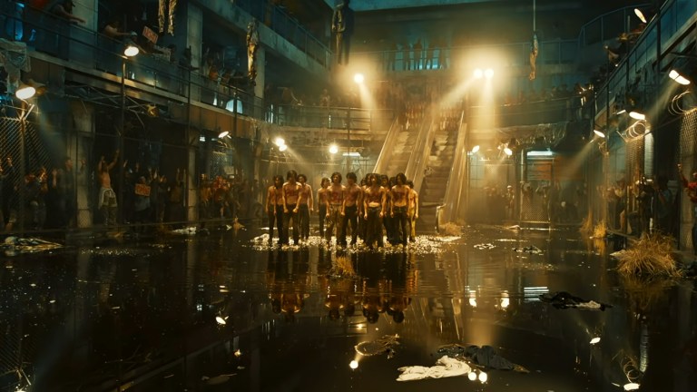 Peninsula (2020)