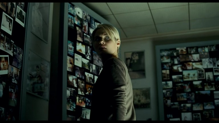 Shutter (2008)