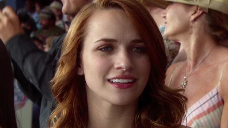 Shantel VanSanten as Lori in the Final Destination.
