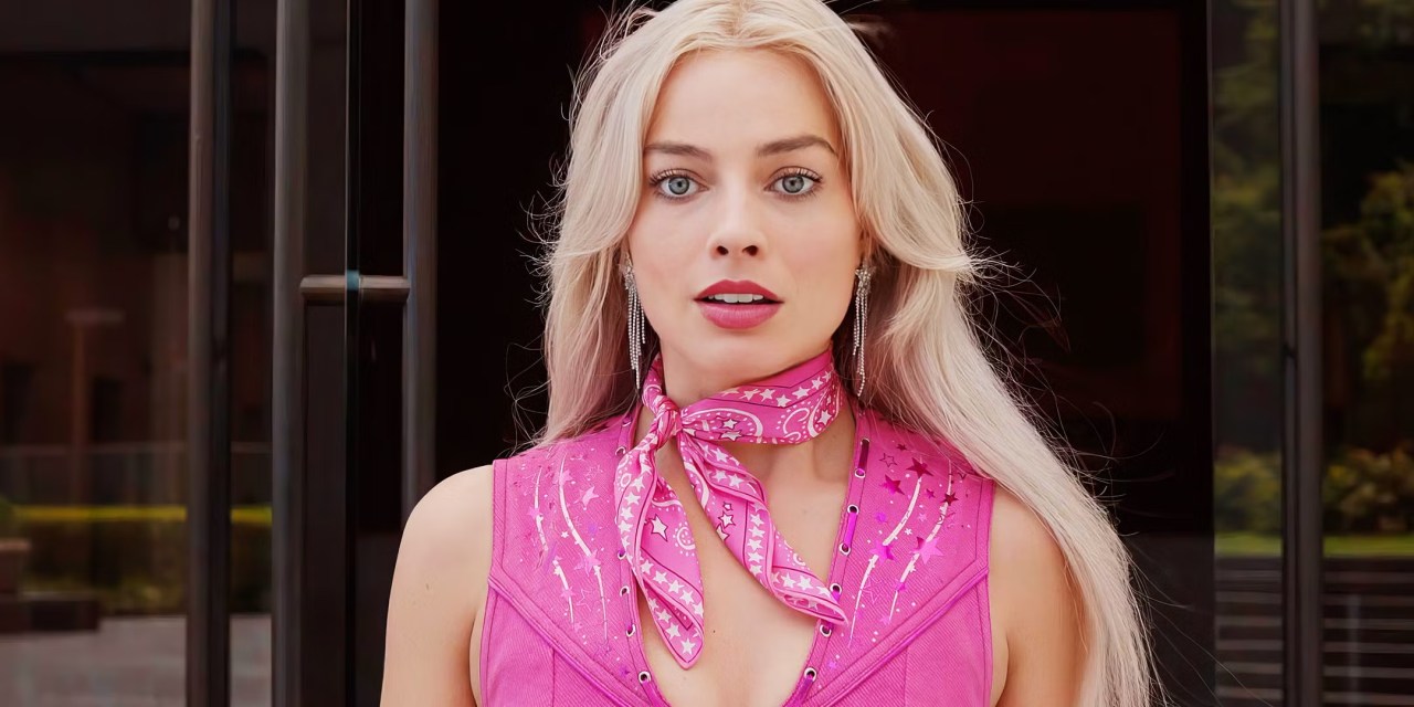 Margot Robbie May Star in Tim Burton’s ‘Attack of the 50 Foot Woman’ Remake
