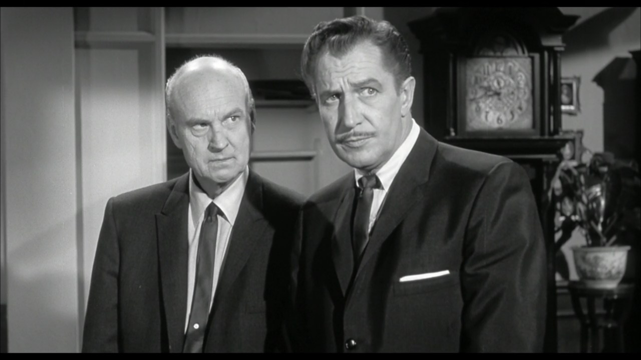 Gavin Gordon and Vincent Price in The Bat.