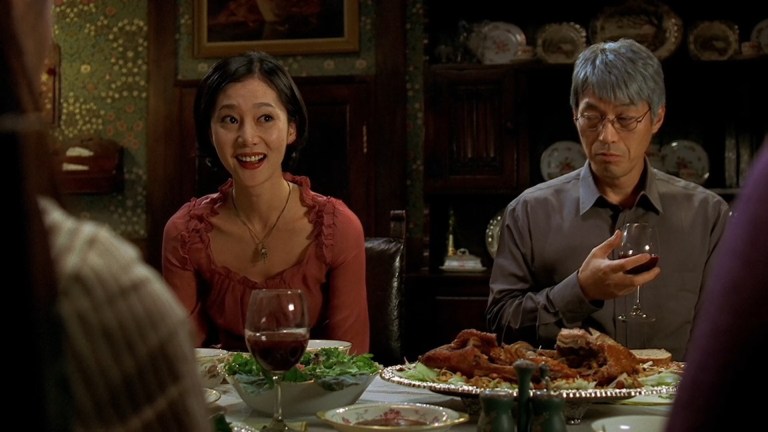 A Tale of Two Sisters (2003)