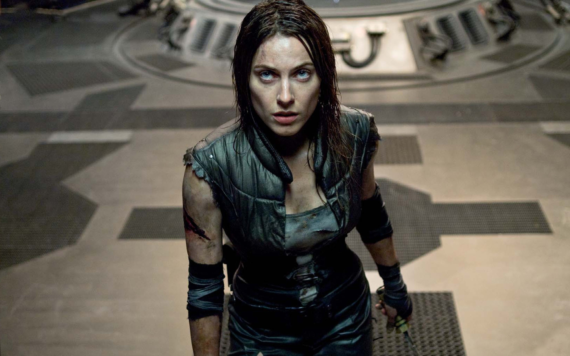 Scene from the sci-fi horror film Pandorum (2009)