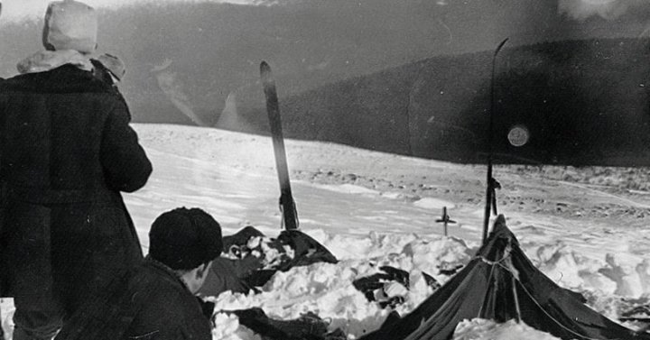 9 Experienced Hikers, Bones Broken Like a Car Crash, and Nobody Else’s Footprints in the Snow