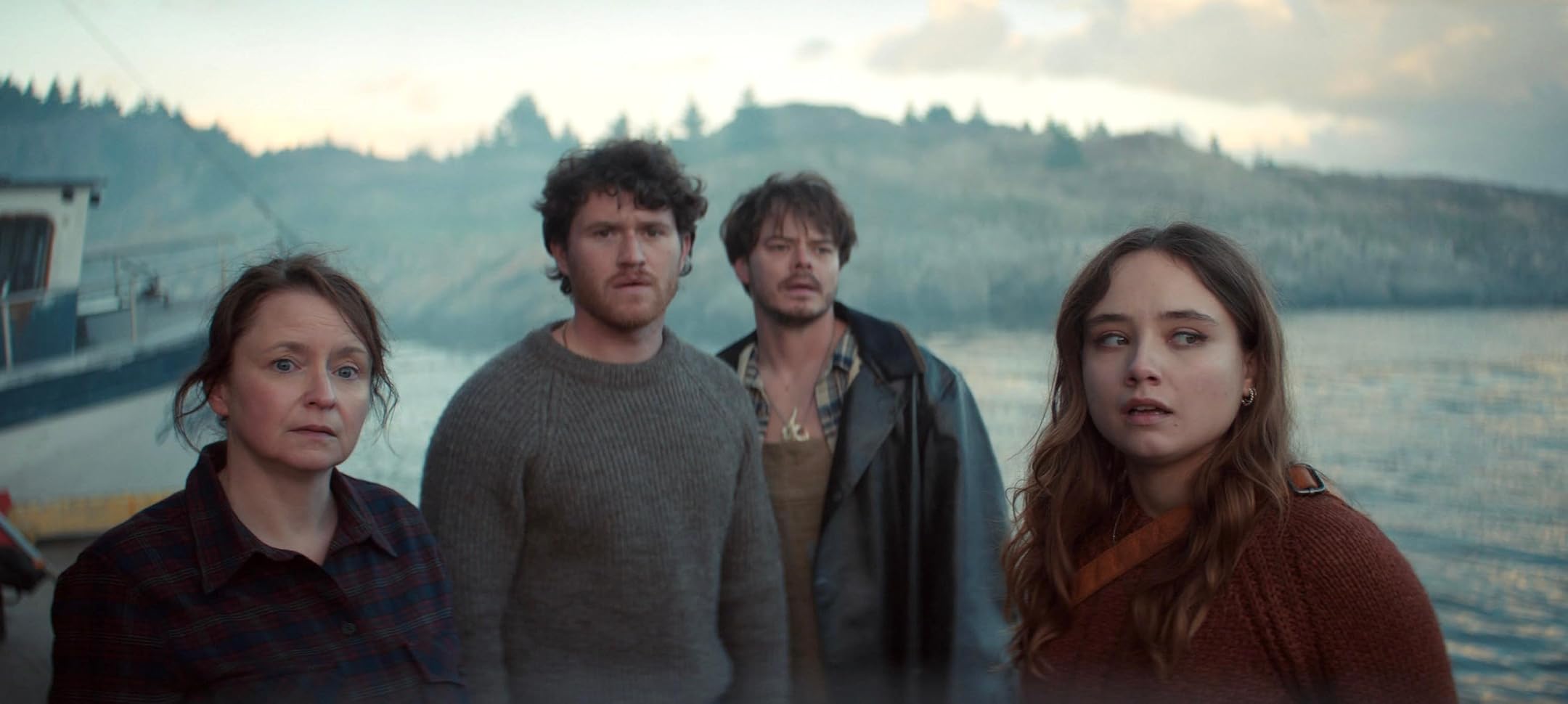 Josh Hartnett as a grizzled fisherman in the Netflix horror series Below