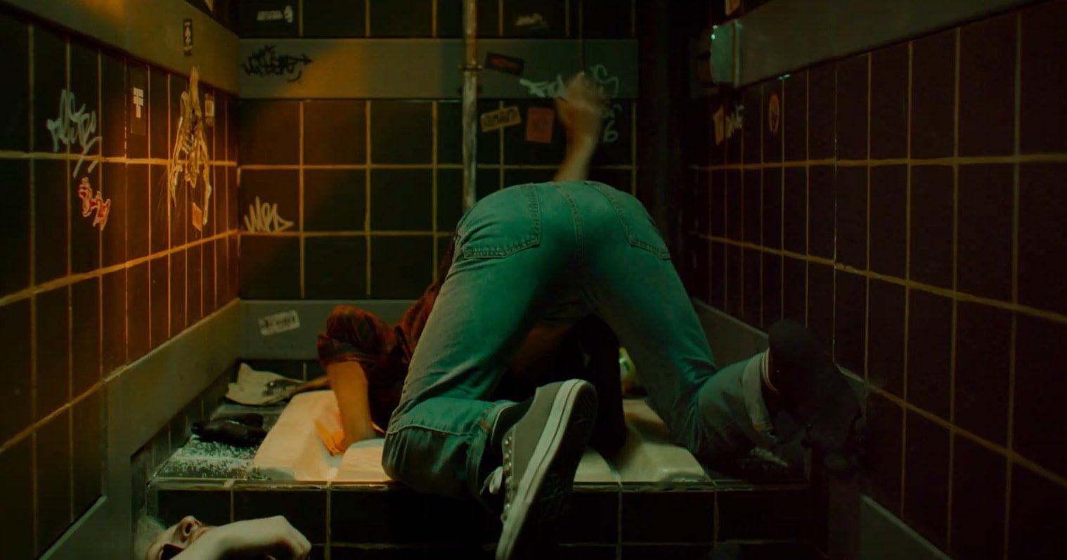 A Man Gets His Head Trapped in a Toilet in the Horror Comedy ‘Flush’, Now on VOD