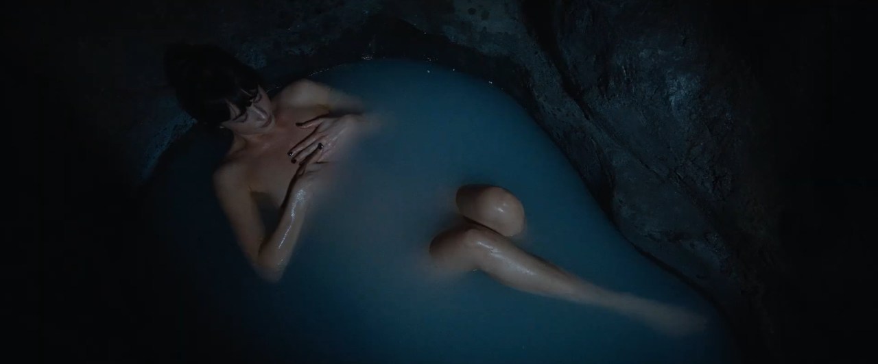 Anne Hathaway Stars in Colleen Hoover's Erotic Thriller 'Verity', Now on VOD