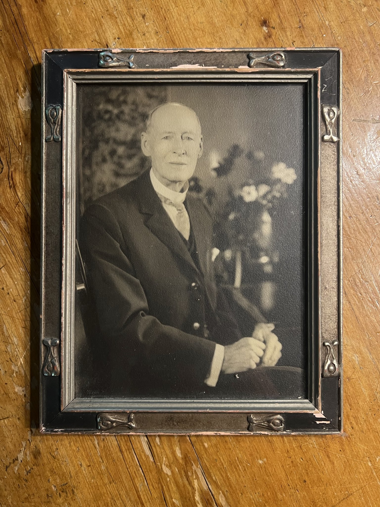 Dan Aykroyd's tweet sharing his great-grandfather Samuel Augustus Aykroyd's séance transcripts