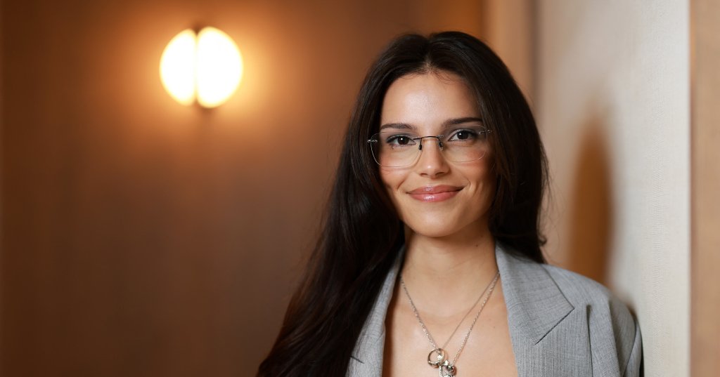 Inde Navarette Says She’s Worn Wigs to Sneak into Screenings and Watch Fans React to ‘Obsession’