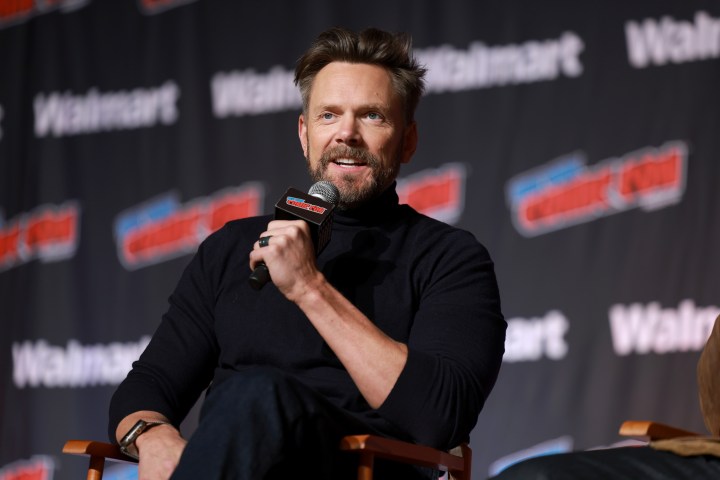 Joel Mchale Used to Tell Photographers He Was Matthew Lillard, and His Photos Ended Up Under Lillard’s Name
